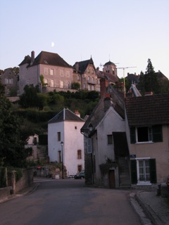 Moon over Châtel-Censoir