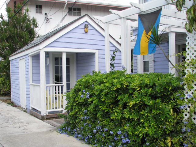 A very cute house in Hope Town