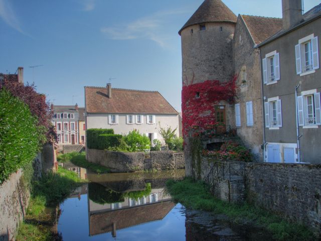 Small creek running through Corbigny