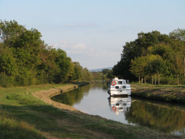 Camping out at kilometer 36