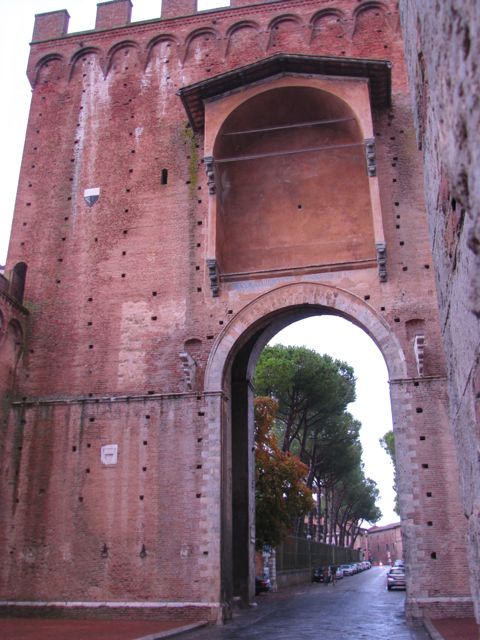 The big gate at Via Roma