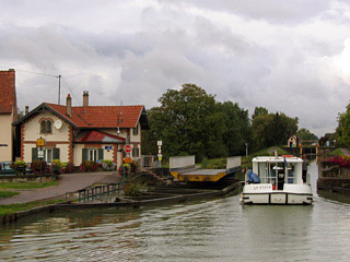 Swinging Bridge at Vendenheim