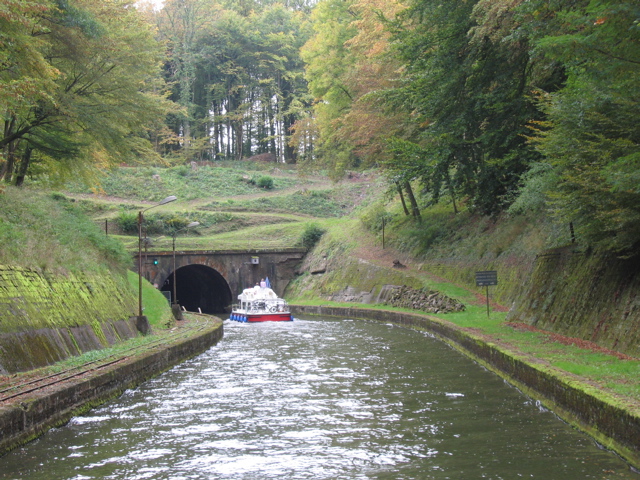 Entering the "Souterrain de Niderviller"