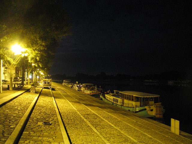 Quai at St. Jean-de-Losne
