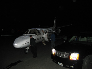 9 pm - Back on the plane