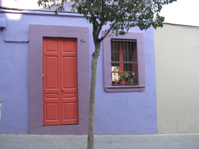 Colors on C. de Larrard