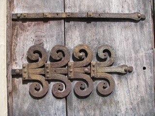 Door hinge