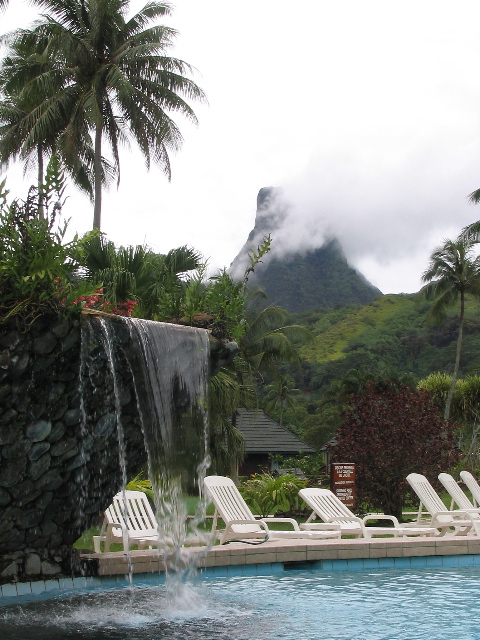 SG_Moorea_Pool
