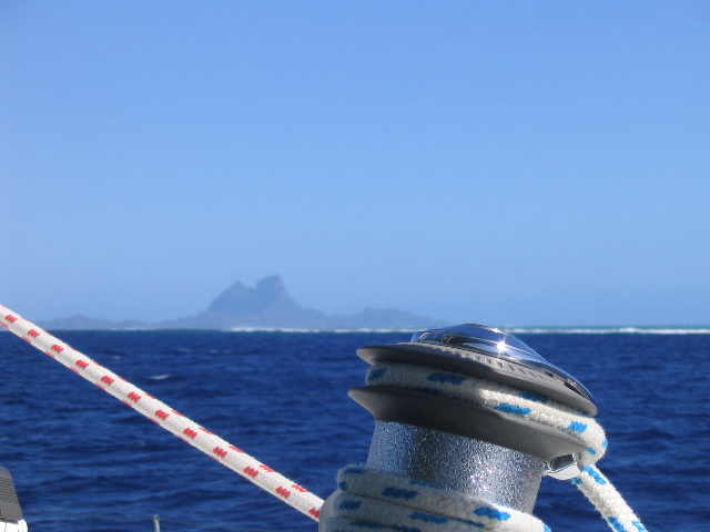 SG_BoraBora_FromOcean