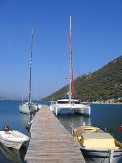 Docked at Polemos B&uuml;k&uuml;